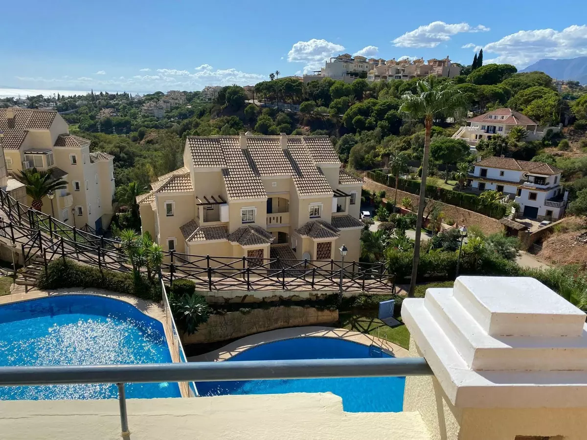 2-bedroom Apartment In Marbella, Spain (113 M²)