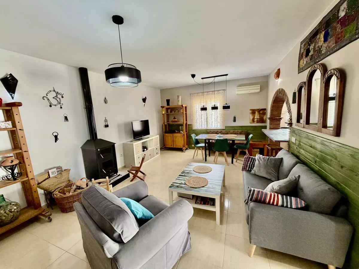 3-bedroom Villa In Benamargosa, Spain (140 M²)