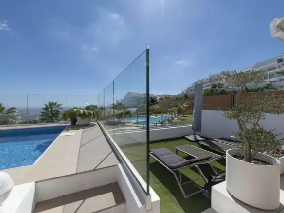 3-bedroom Apartment In Mijas, Spain (152 M²)