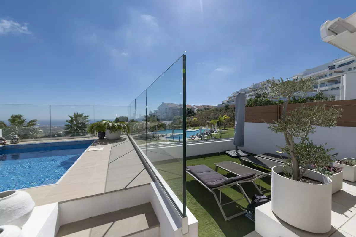 3-bedroom Apartment In Mijas, Spain (152 M²)