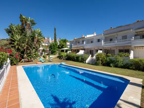 2-bedroom Town House In Marbella, Spain (110 M²)