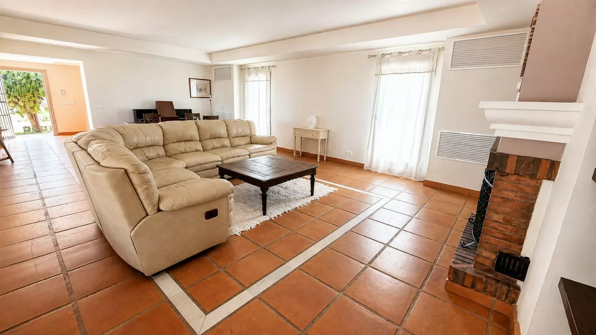 4-bedroom Country House In Mijas, Spain (745 M²)