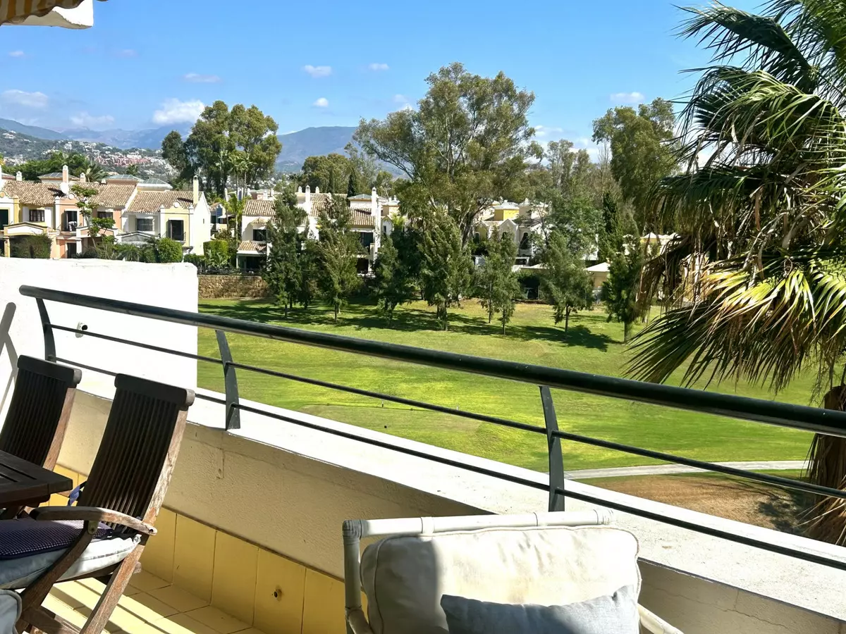 2-bedroom Apartment In Marbella, Spain (123 M²)