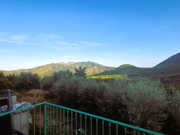 4-bedroom Country House In Ojen, Spain (120 M²)