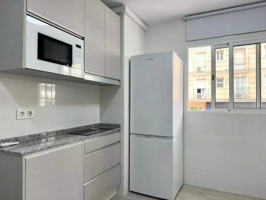 2-bedroom Apartment In Málaga, Spain (78 M²)