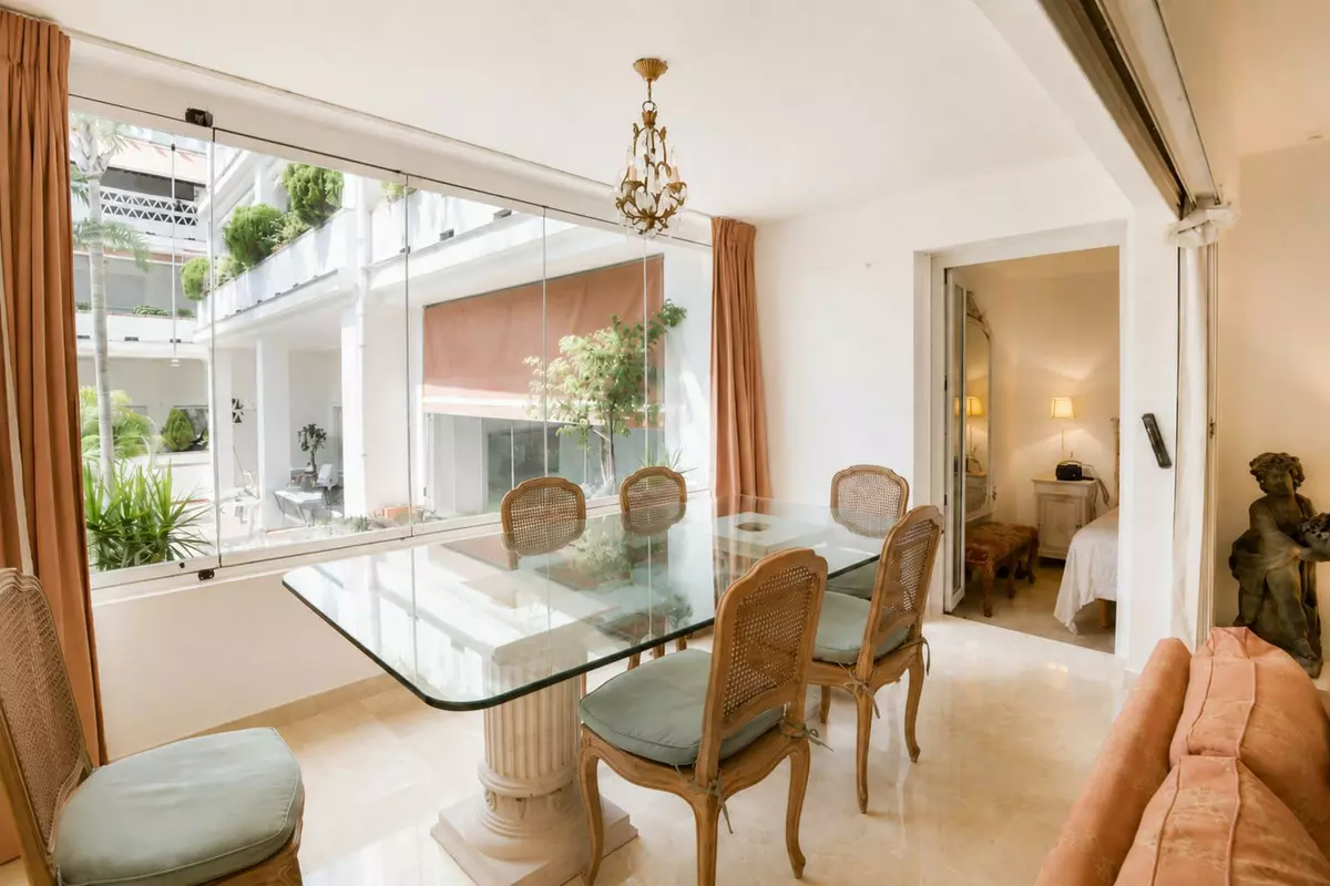 2-bedroom Apartment In Marbella, Spain (105 M²)