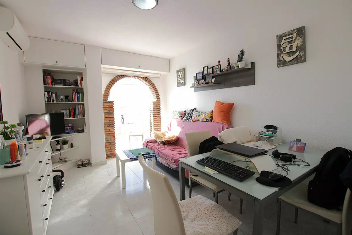 1-bedroom Apartment In Benalmádena, Spain (45 M²)