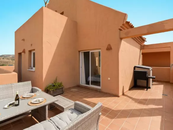 2-bedroom Apartment In Marbella, Spain (158 M²)