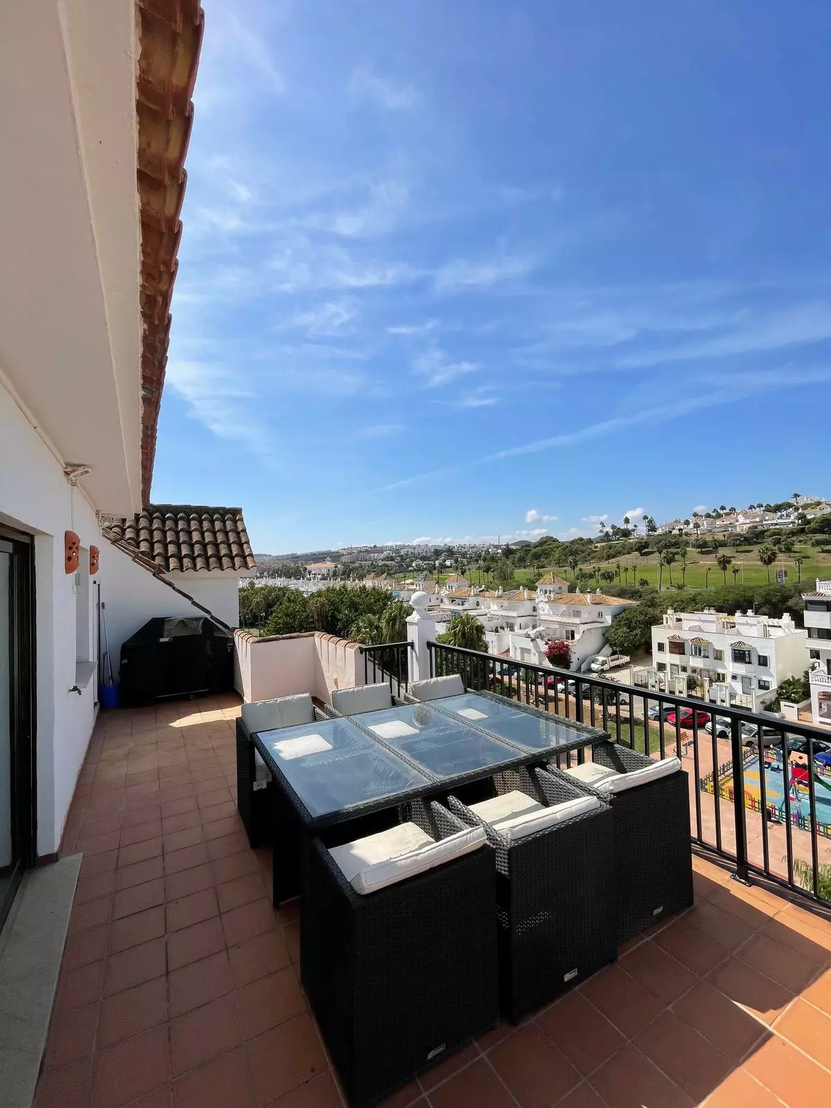 3-bedroom Apartment In Manilva, Spain (150 M²)