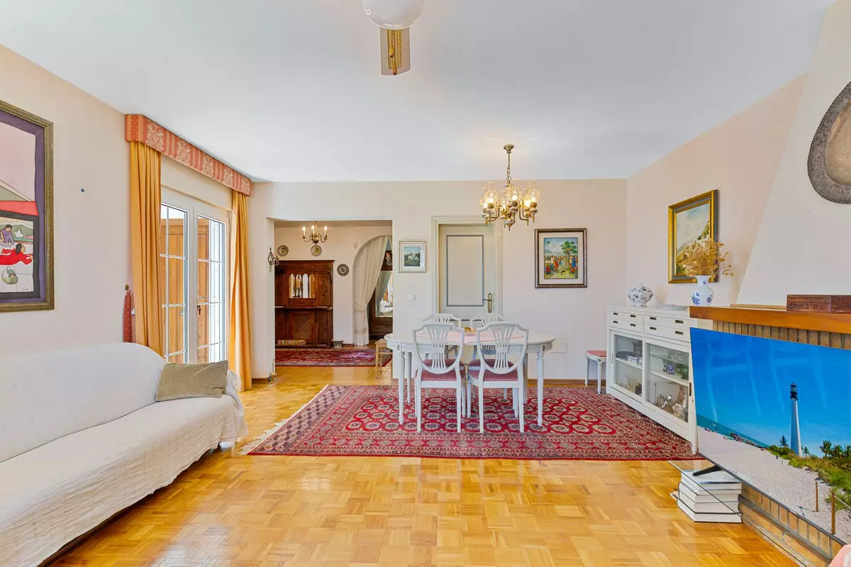 4-bedroom Villa In Mijas, Spain (300 M²)