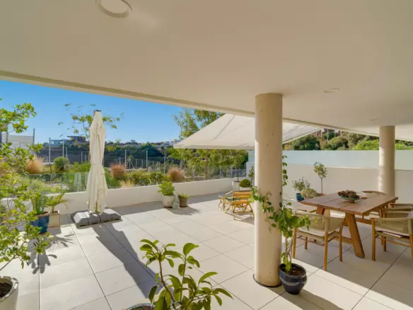 2-bedroom Apartment In Marbella, Spain (188 M²)