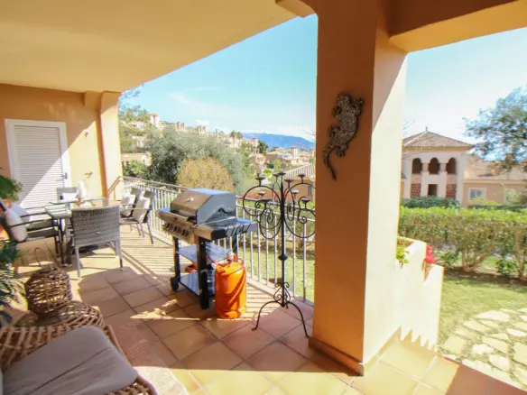 2-bedroom Apartment In Marbella, Spain (109 M²)