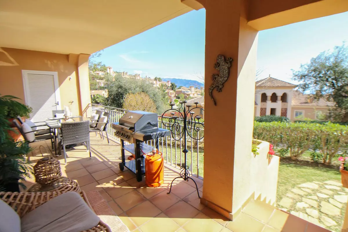 2-bedroom Apartment In Marbella, Spain (109 M²)