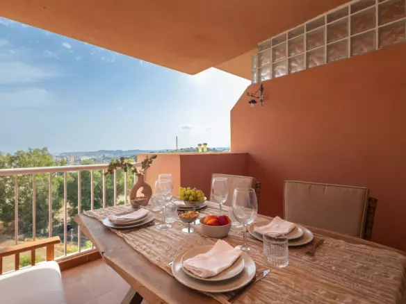 2-bedroom Apartment In Fuengirola, Spain (90 M²)