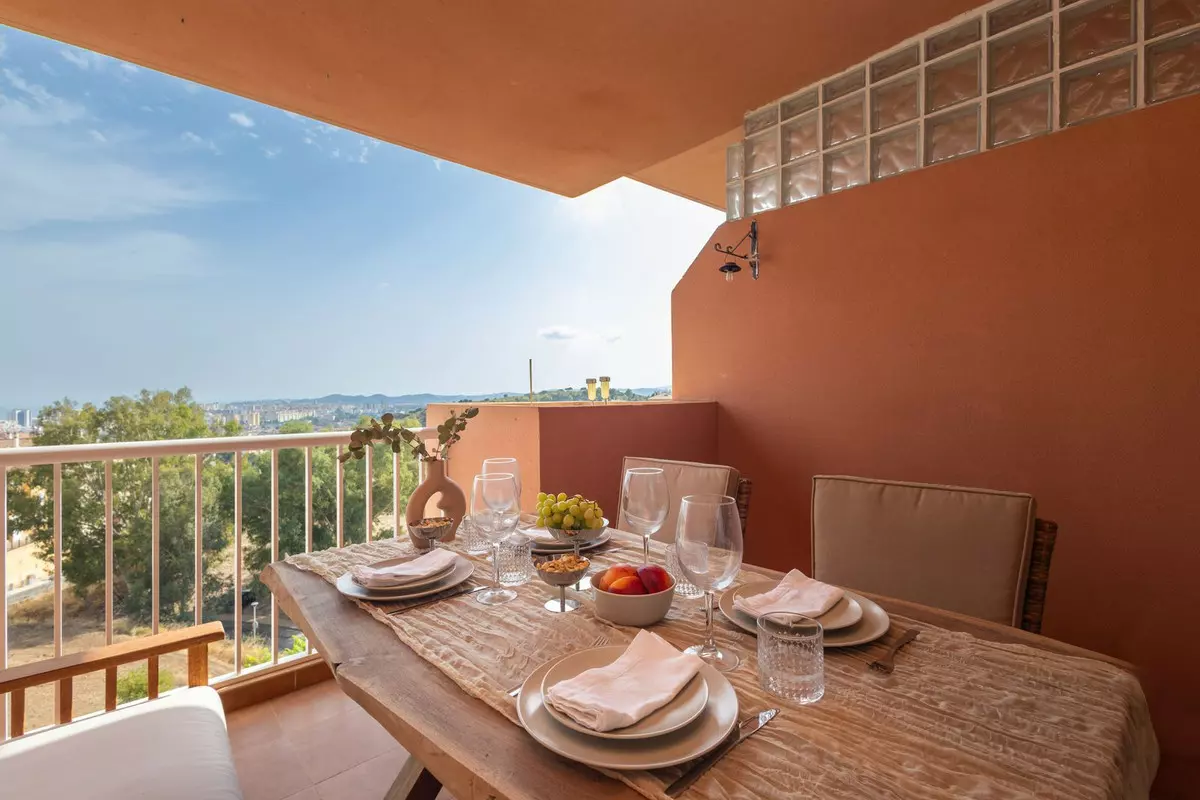 2-bedroom Apartment In Fuengirola, Spain (90 M²)