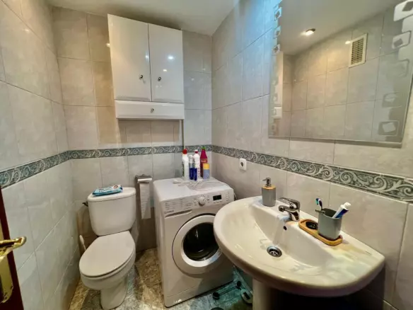 2-bedroom Apartment In Benalmádena, Spain (74 M²)