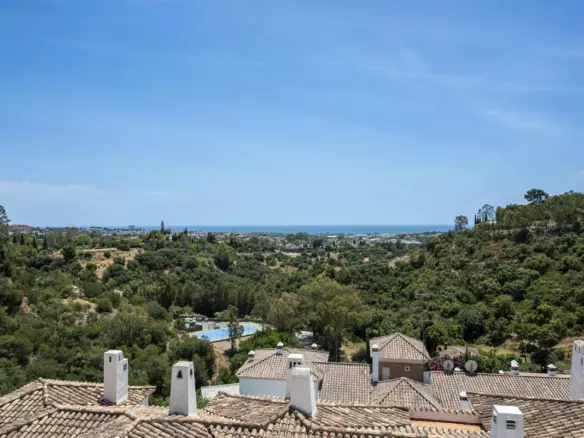 2-bedroom Apartment In Málaga, Spain (108 M²)