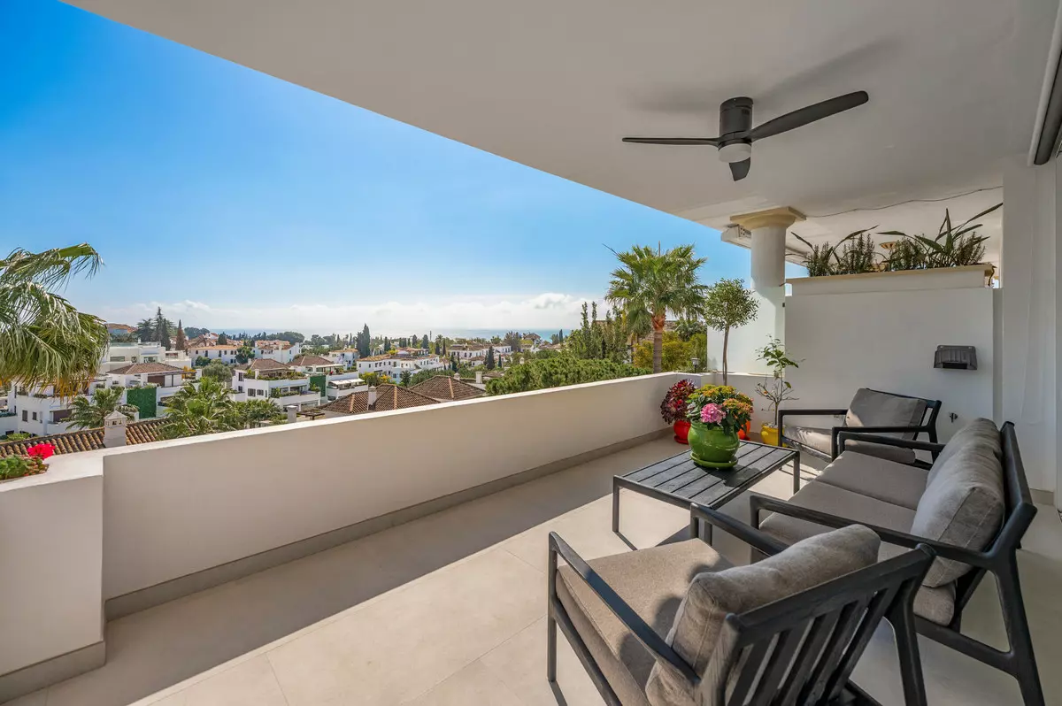 3-bedroom Apartment In Marbella, Spain (193 M²)