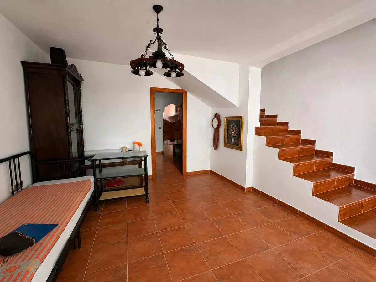 3-bedroom Town House In Málaga, Spain (120 M²)