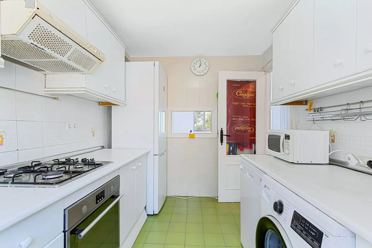 4-bedroom Town House In Benalmádena, Spain (140 M²)