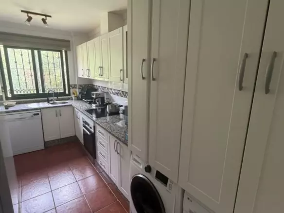 3-bedroom Apartment In Marbella, Spain (100 M²)