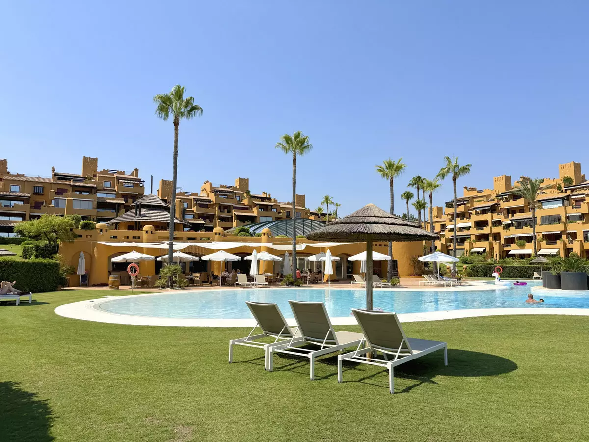 2-bedroom Apartment In Estepona, Spain (153 M²)