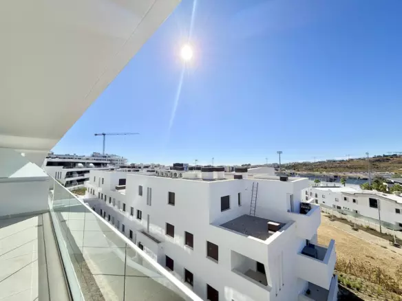 3-bedroom Apartment In Estepona, Spain (146 M²)