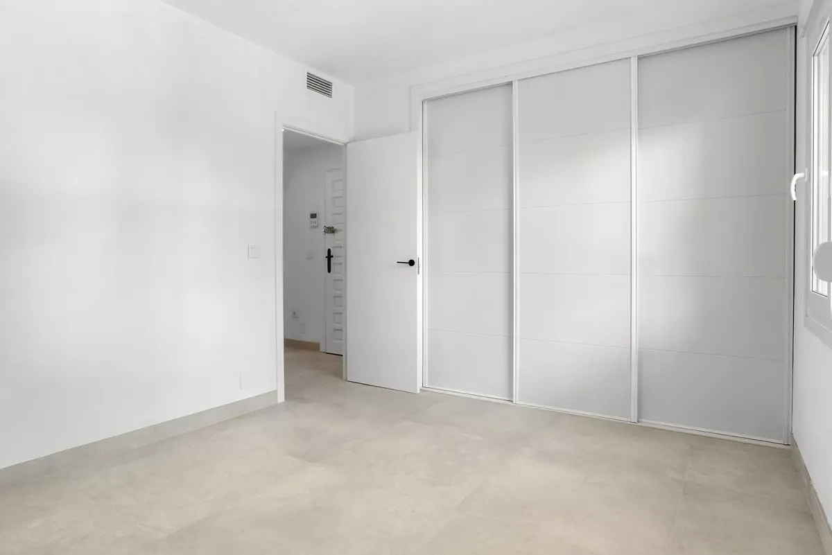 3-bedroom Apartment In Marbella, Spain (132 M²)