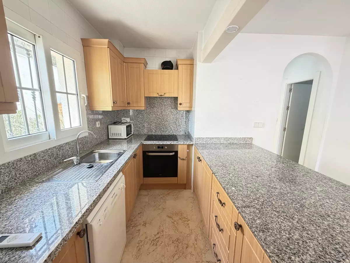 2-bedroom Apartment In Orihuela, Spain (87 M²)