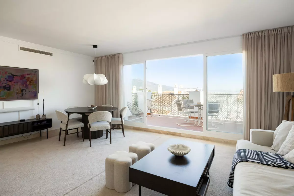 3-bedroom Apartment In Estepona, Spain (141 M²)