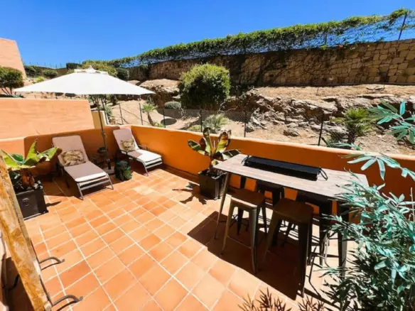 2-bedroom Apartment In Marbella, Spain (121 M²)