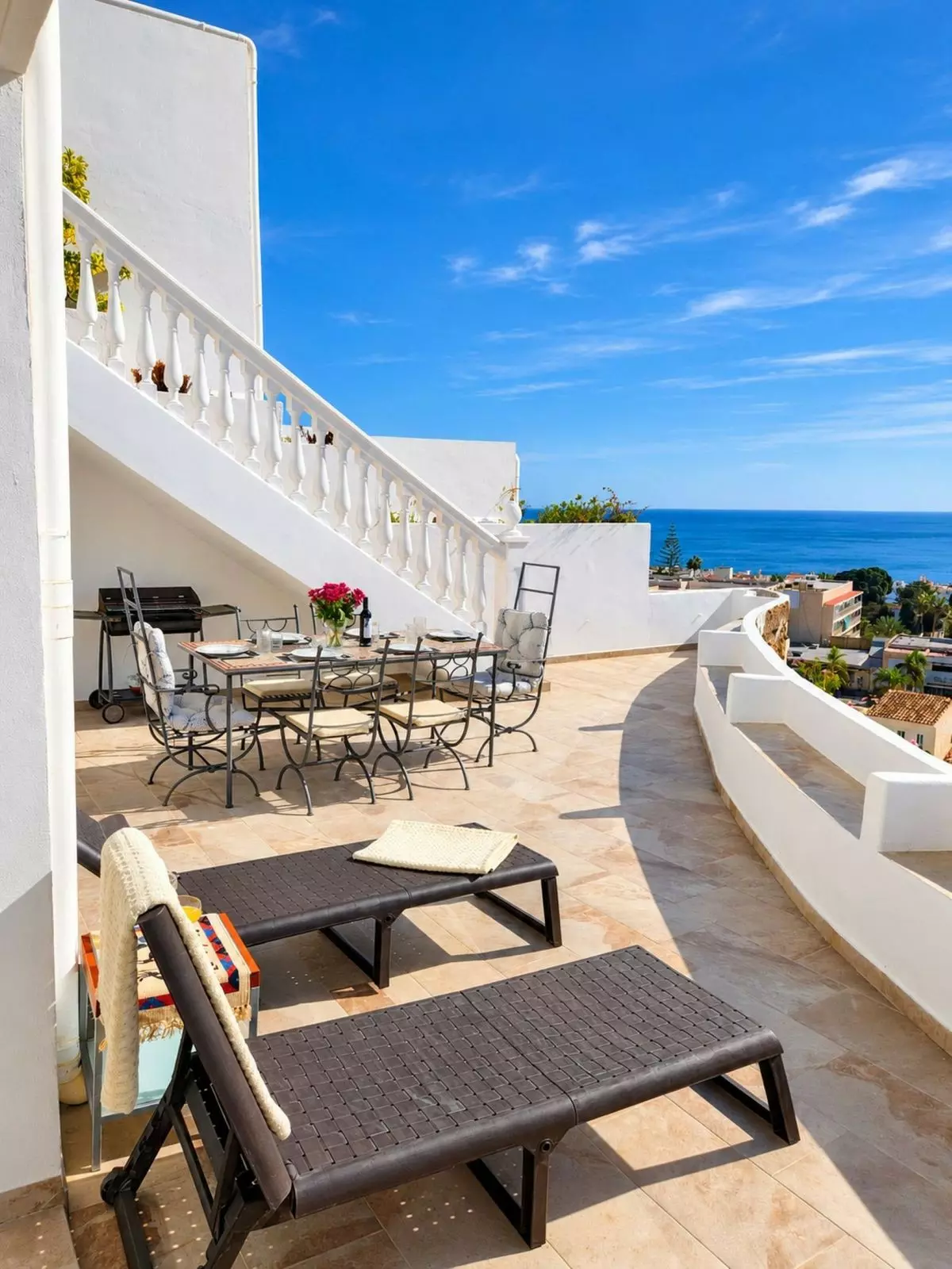 2-bedroom Apartment In Torremolinos, Spain (215 M²)