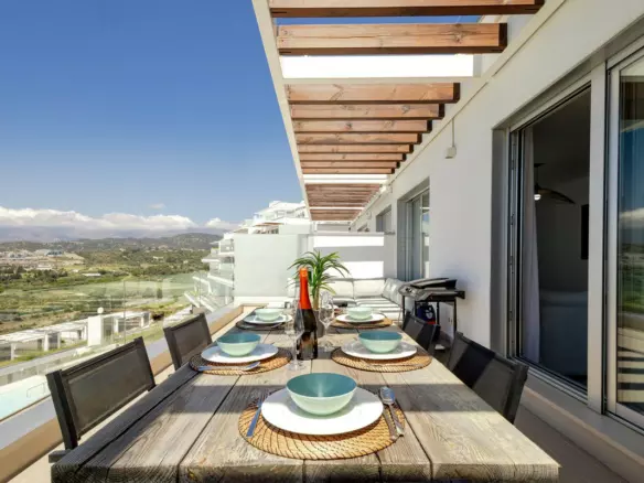 3-bedroom Apartment In Estepona, Spain (107 M²)