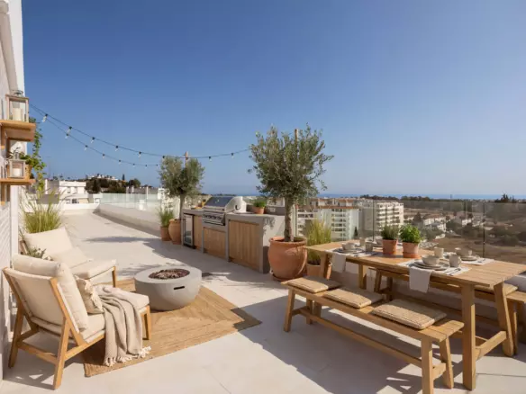 4-bedroom Apartment In Marbella, Spain (129 M²)