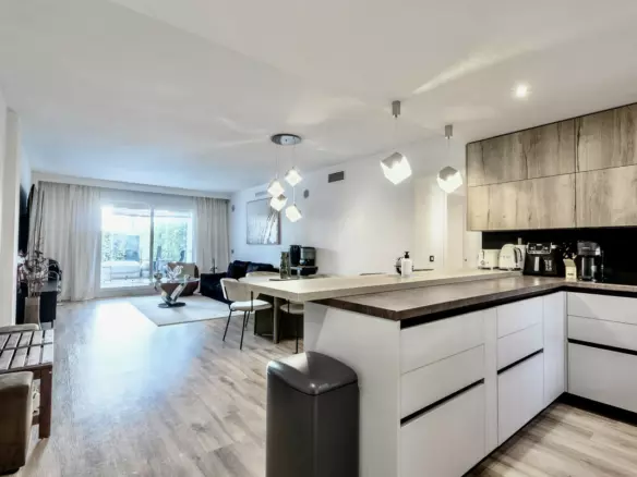 2-bedroom Apartment In Estepona, Spain (97 M²)