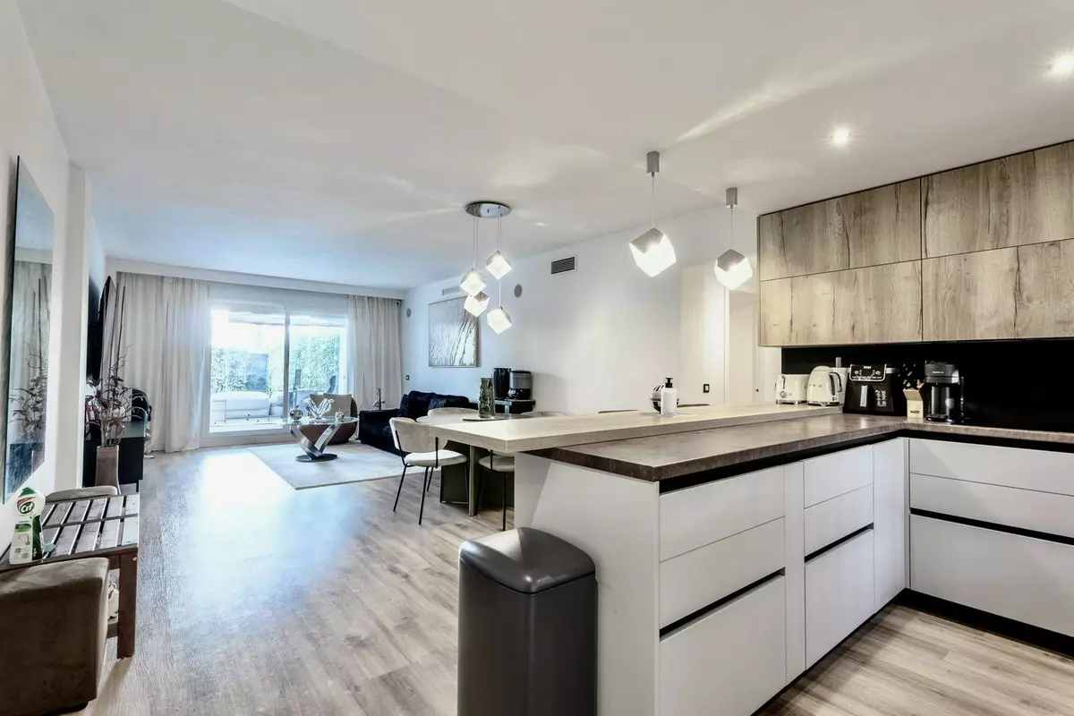 2-bedroom Apartment In Estepona, Spain (97 M²)