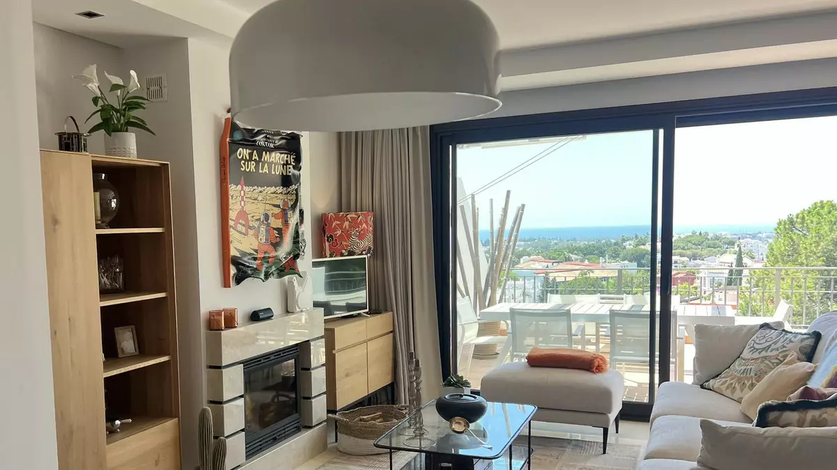 3-bedroom Apartment In Benahavis, Spain (124 M²)