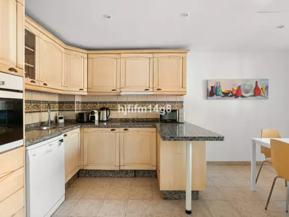 4-bedroom Town House In Marbella, Spain (280 M²)