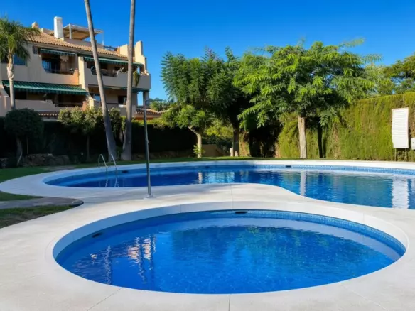 3-bedroom Apartment In Estepona, Spain (120 M²)