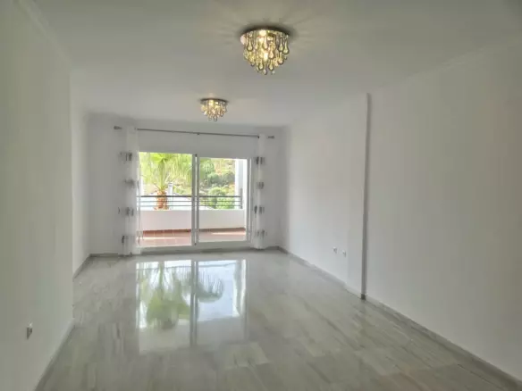 3-bedroom Apartment In Alhaurín El Grande, Spain (107 M²)