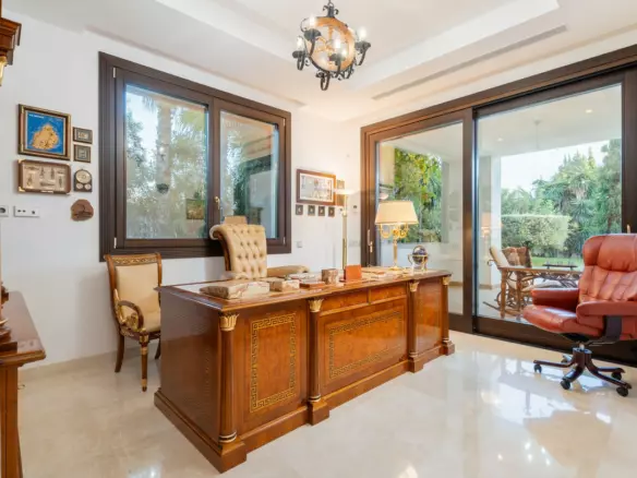 7-bedroom Villa In Estepona, Spain (761 M²)