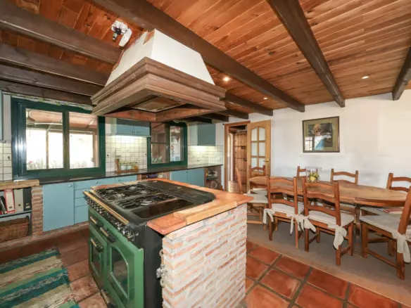 3-bedroom Villa In Guaro, Spain (222 M²)