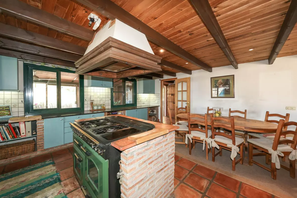 3-bedroom Villa In Guaro, Spain (222 M²)