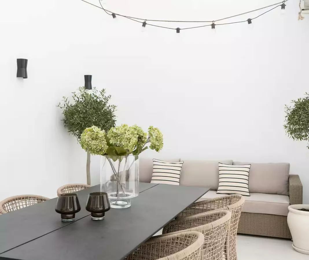 2-bedroom Apartment In Marbella, Spain (95 M²)