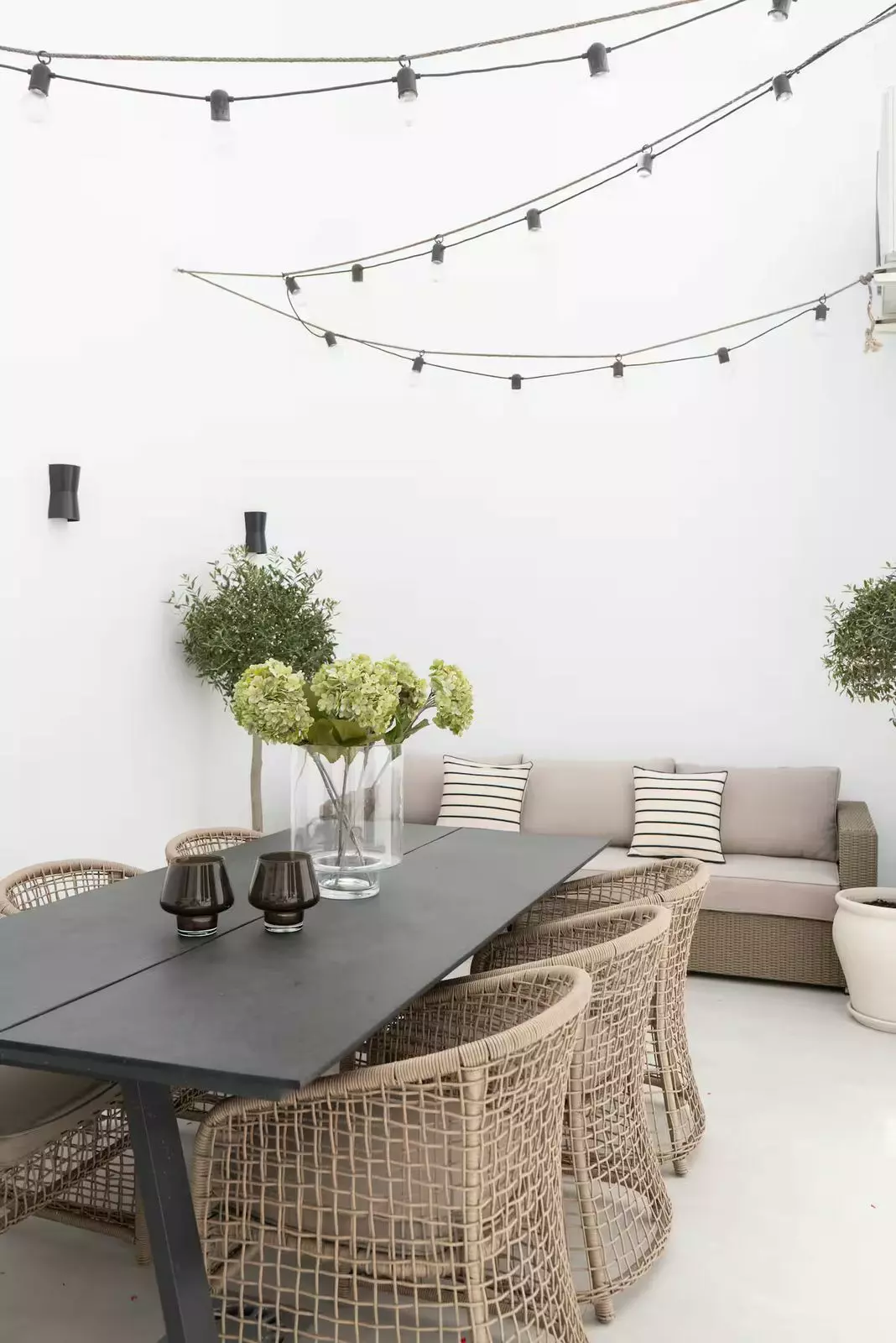ShowFeedImage-eba589 2-bedroom Apartment In Marbella, Spain (95 M²)