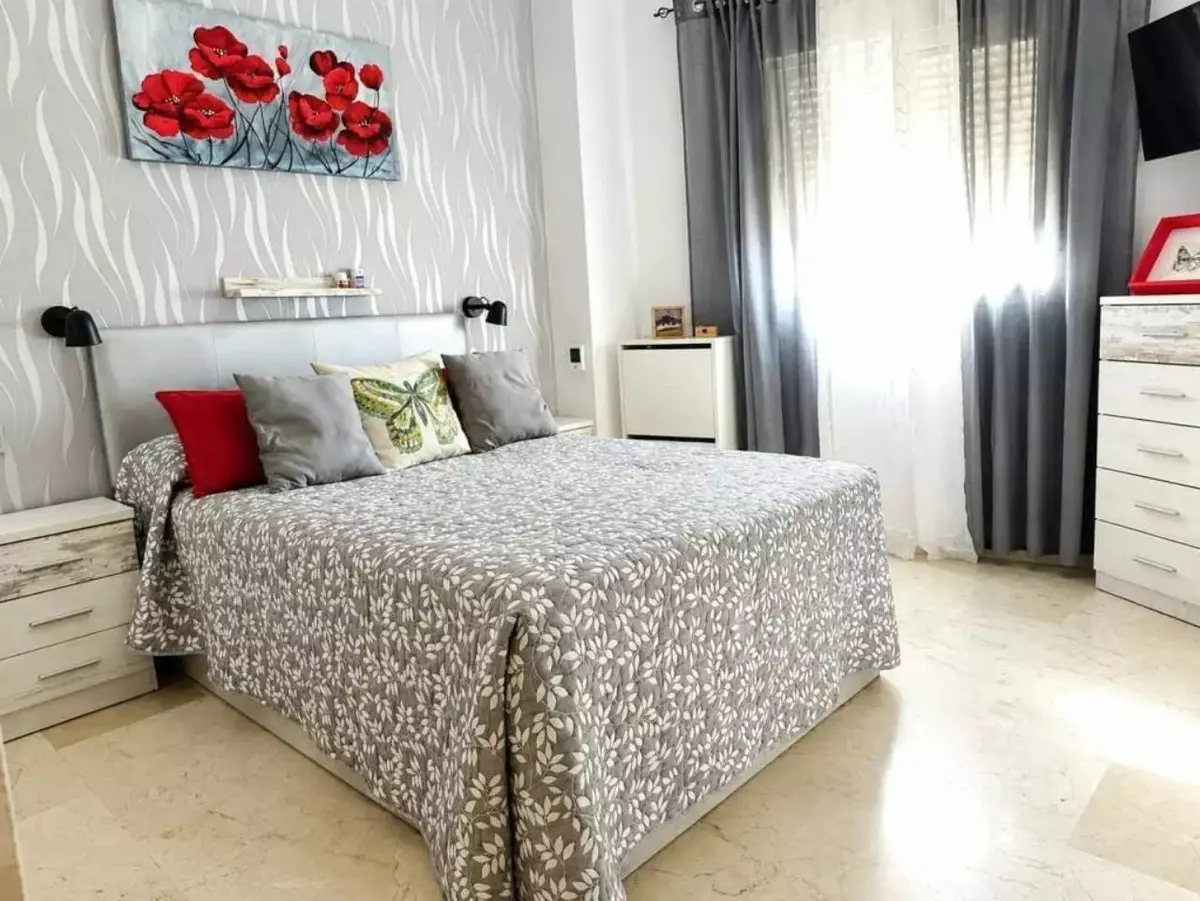 3-bedroom Apartment In Rincón De La Victoria, Spain (102 M²)