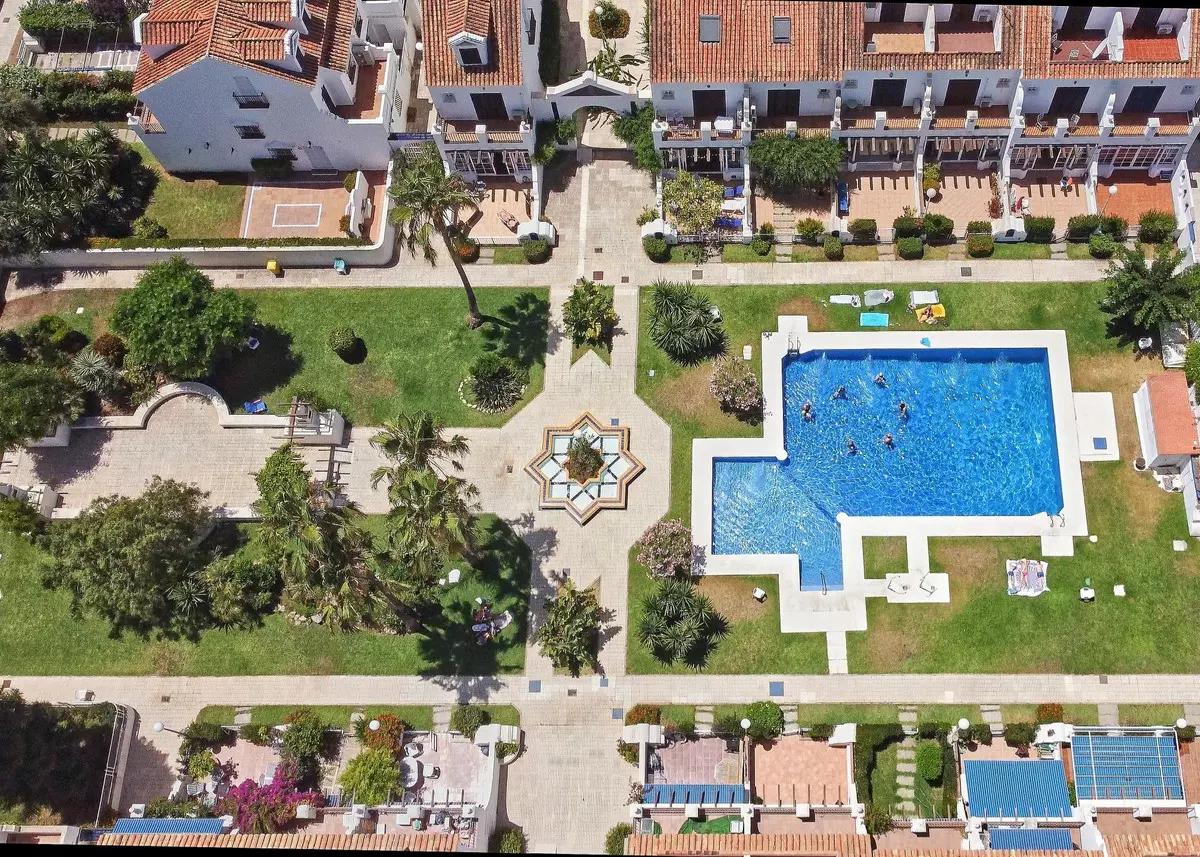 4-bedroom Town House In Fuengirola, Spain (145 M²)