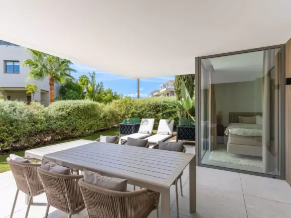 2-bedroom Apartment In Benahavis, Spain (105 M²)