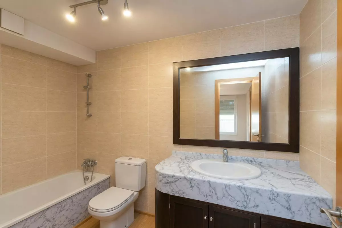 2-bedroom Apartment In Marbella, Spain (85 M²)