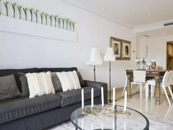 3-bedroom Apartment In Benahavis, Spain (103 M²)